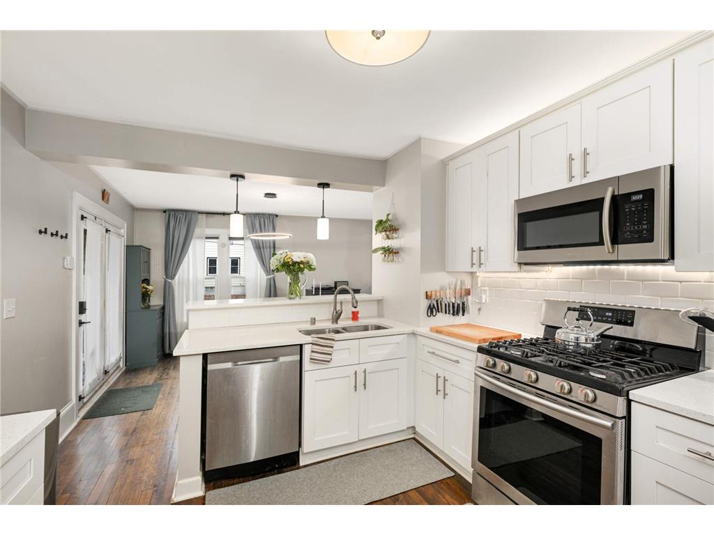 3301 Taylor Street NE Minneapolis MN 55418 6649694 image1