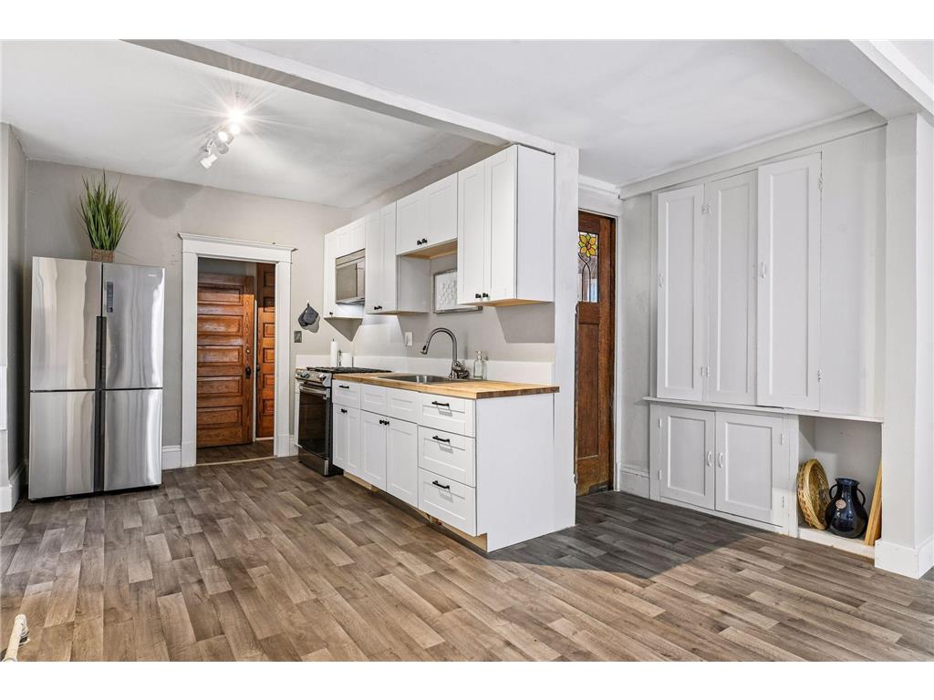 3304 1st Avenue S Minneapolis MN 55408 7083024 image18