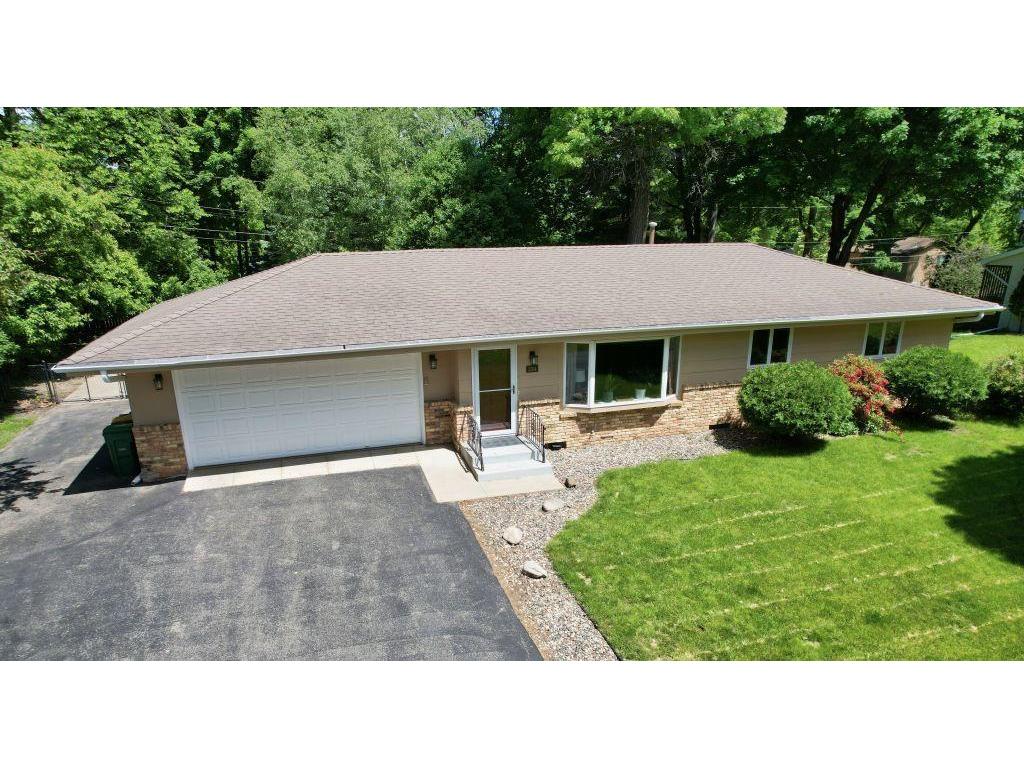 3304 Highland Drive Burnsville MN 55337 6550948 image1