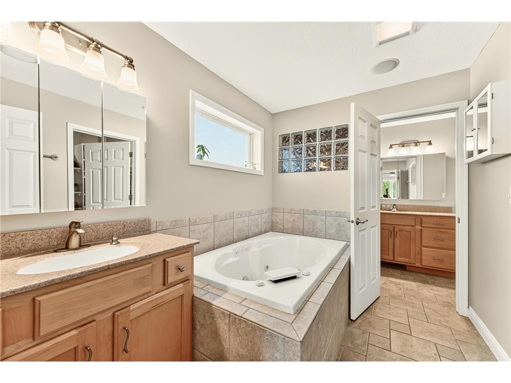 3304 Lakeridge Lane NW Rochester MN 55901 7073904 image19