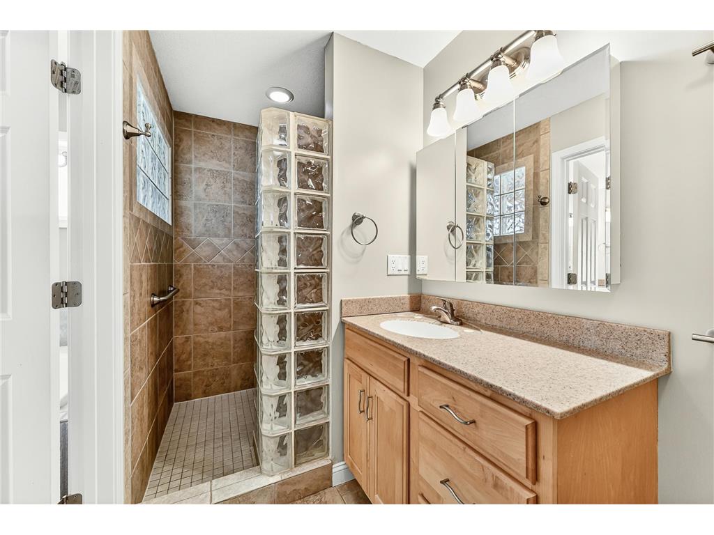 3304 Lakeridge Lane NW Rochester MN 55901 7073904 image21
