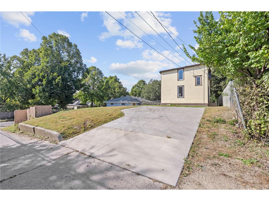 3306 Logan Avenue N Minneapolis MN 55412 6810671 image27