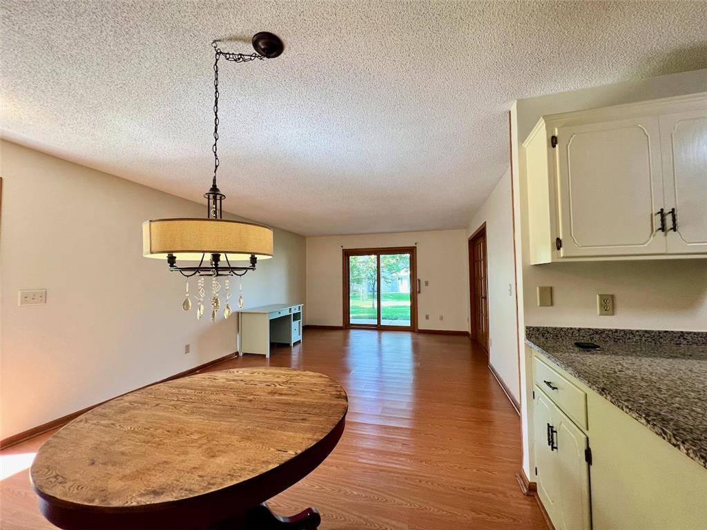 3307 Greenbrier Street #D-205 Vadnais Heights MN 55127 6413616 image1