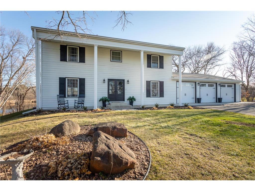 3307 Island Drive NE Alexandria MN 56308 - Le Homme Dieu 6819834 image1