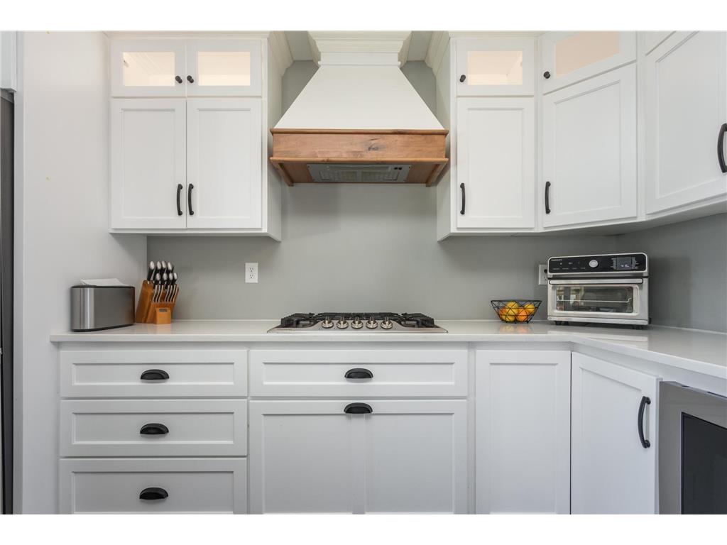 3307 Island Drive NE Alexandria MN 56308 - Le Homme Dieu 6819834 image12