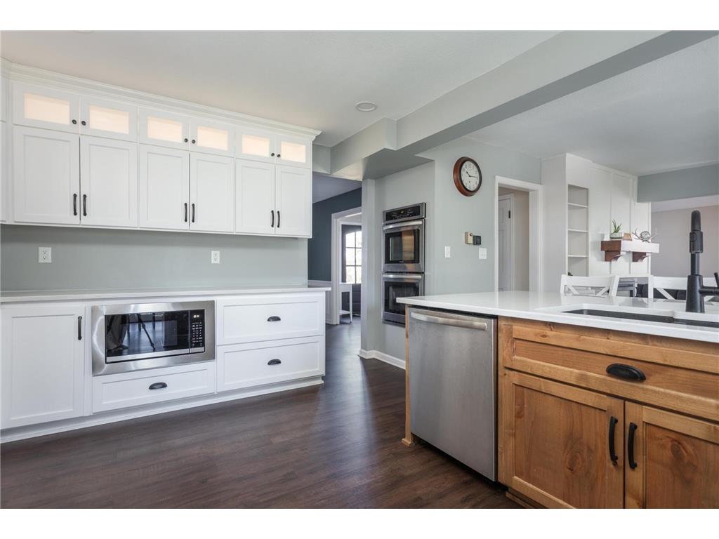 3307 Island Drive NE Alexandria MN 56308 - Le Homme Dieu 6819834 image13