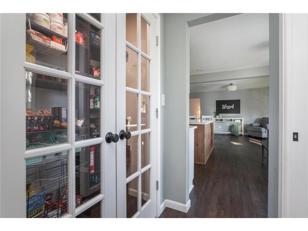 3307 Island Drive NE Alexandria MN 56308 - Le Homme Dieu 6819834 image19