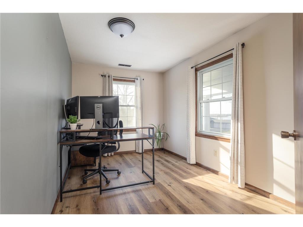 3307 Island Drive NE Alexandria MN 56308 - Le Homme Dieu 6819834 image32