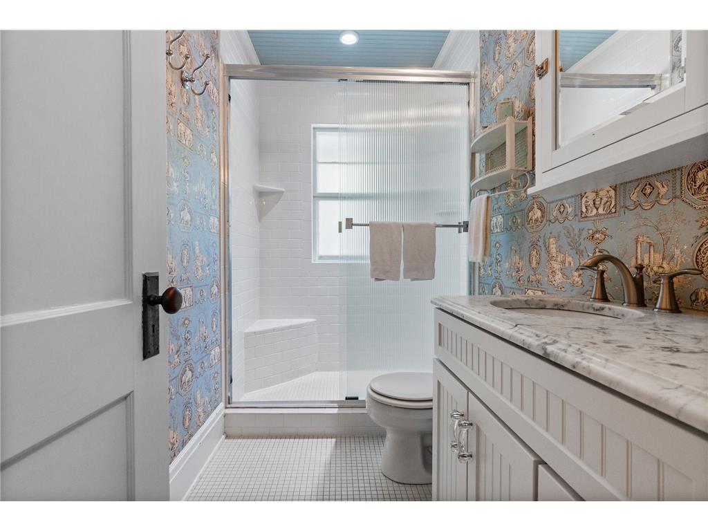 3307 N Nokomis NE Alexandria MN 56308 - Le Homme Dieu 6747241 image12