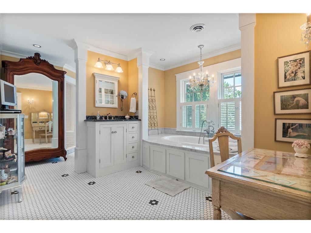 3307 N Nokomis NE Alexandria MN 56308 - Le Homme Dieu 6747241 image20