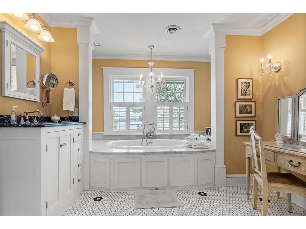 3307 N Nokomis NE Alexandria MN 56308 - Le Homme Dieu 6747241 image22