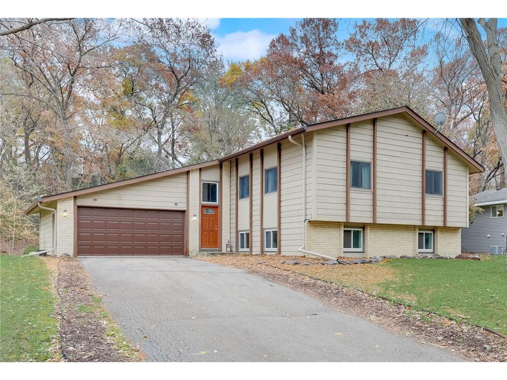 3307 Red Oak Circle S Burnsville MN 55337 6458297 image1