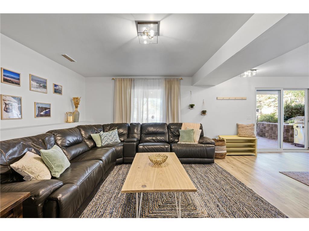 3308 81st Avenue N Brooklyn Park MN 55443 7066889 image3