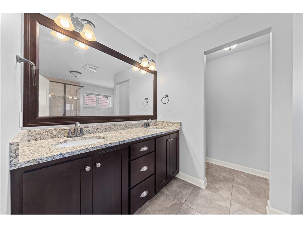 3308 Arden Drive Woodbury MN 55129 7079448 image19
