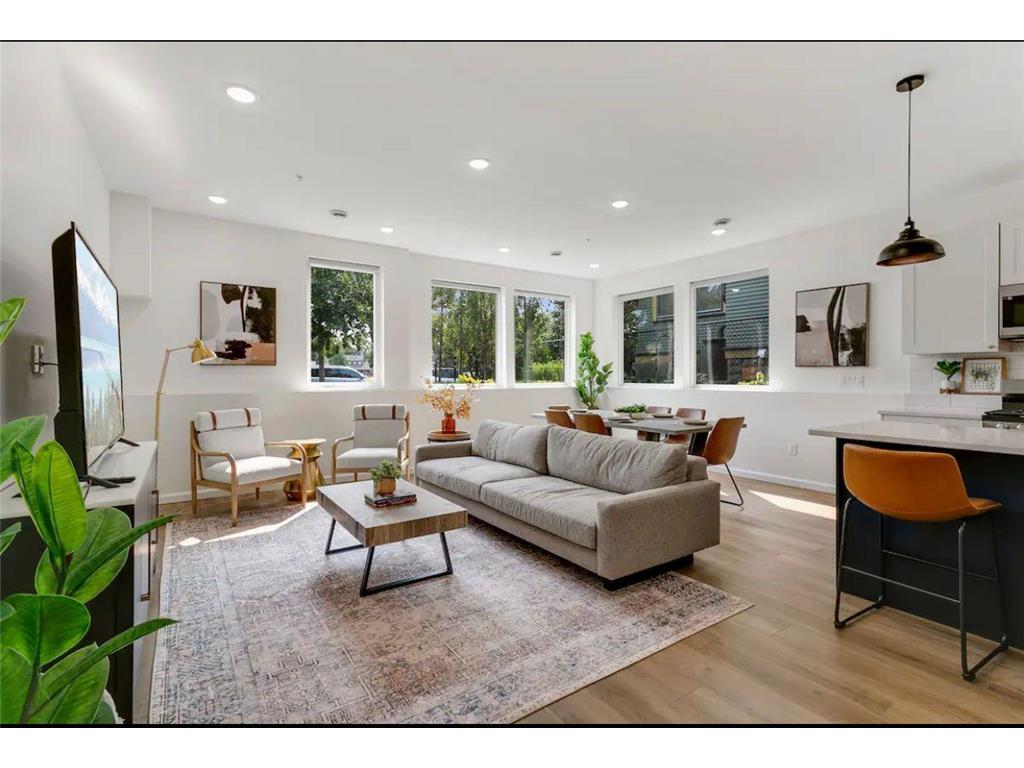 3308 Lyndale Avenue S Minneapolis MN 55408 6555269 image1