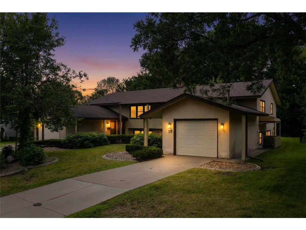 3308 Roosevelt Court NE Saint Anthony MN 55418 7086517 image1