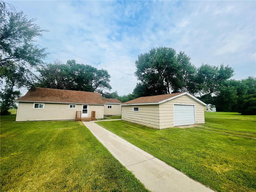 33090 150th Street Herman MN 56248 6348142 image1