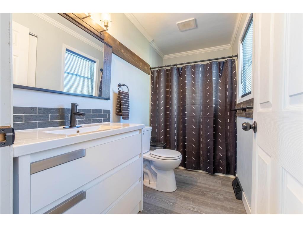 331 Broadway Avenue N Foley MN 56329 7070360 image5