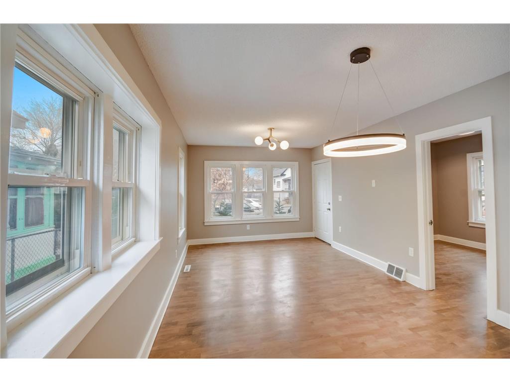 331 E 37th Street Minneapolis MN 55409 6483866 image1