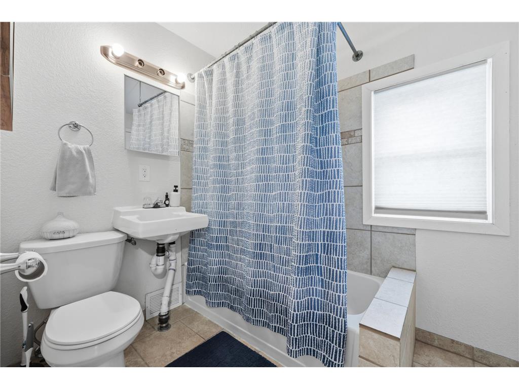 331 E 3rd Street Monticello MN 55362 7062021 image11
