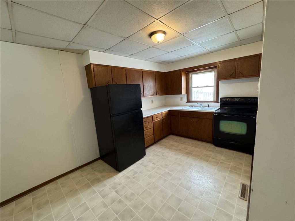 331 E Vine Street Owatonna MN 55060 7048374 image3