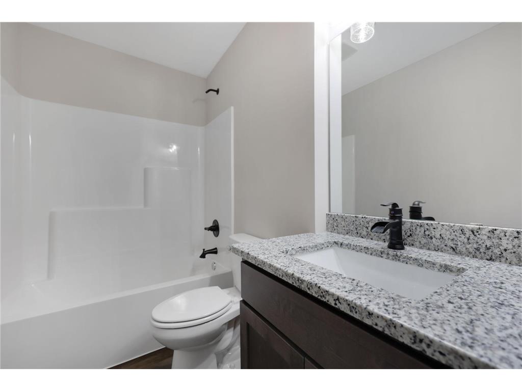 331 Gateway Parkway Osceola WI 54020 7114465 image19