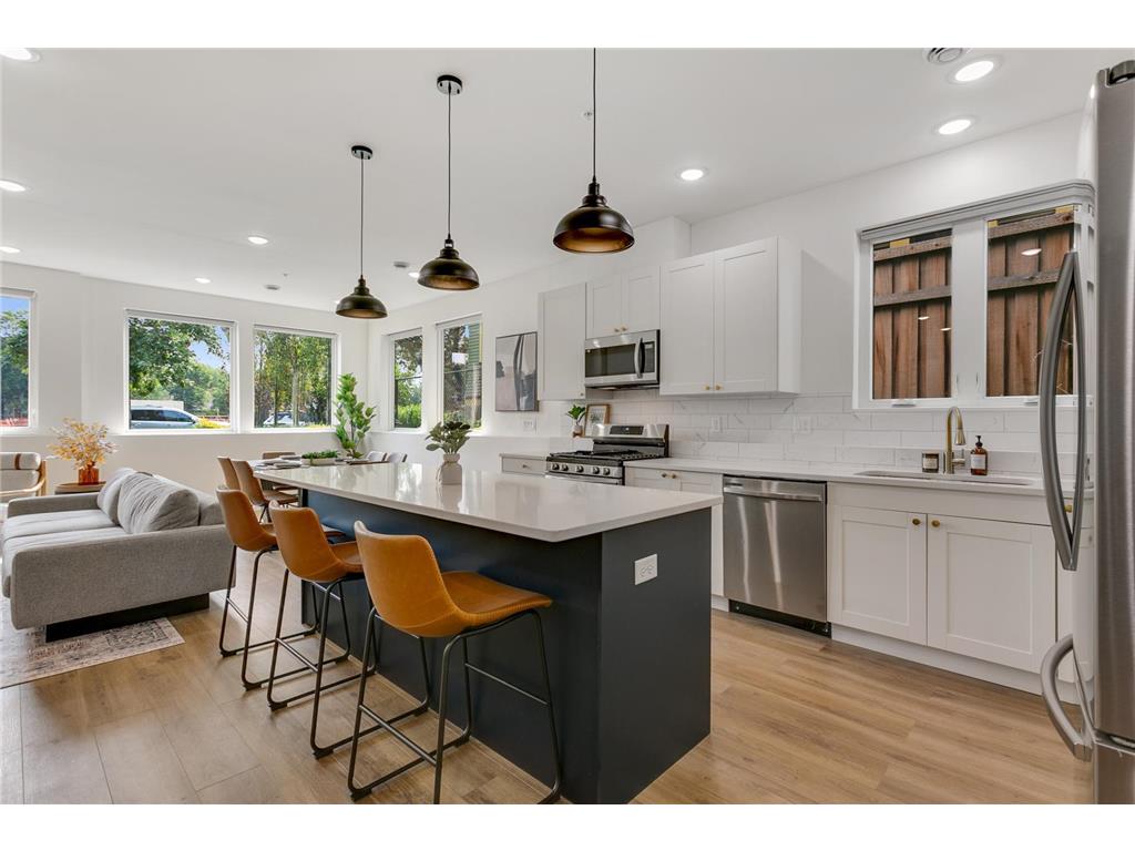 3310 Lyndale Avenue S Minneapolis MN 55408 7049127 image10