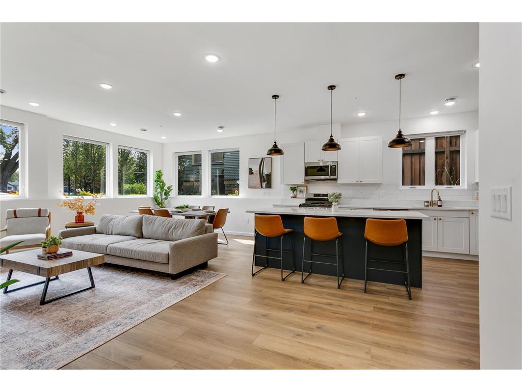 3310 Lyndale Avenue S Minneapolis MN 55408 7049127 image2
