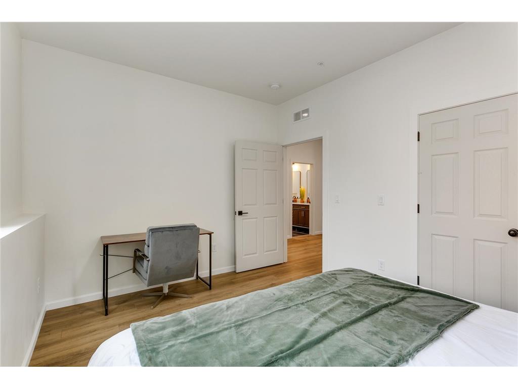 3310 Lyndale Avenue S Minneapolis MN 55408 7049127 image29