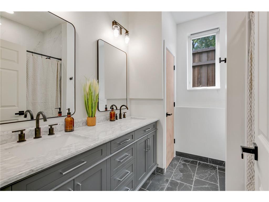3310 Lyndale Avenue S Minneapolis MN 55408 7049127 image32
