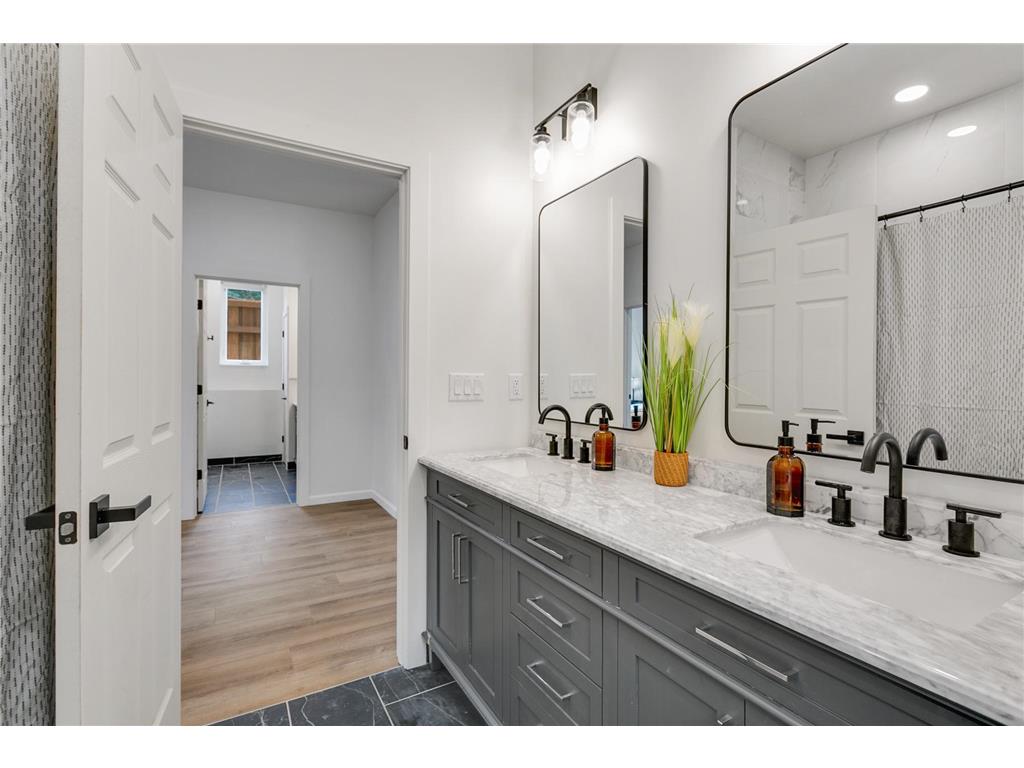 3310 Lyndale Avenue S Minneapolis MN 55408 7049127 image33