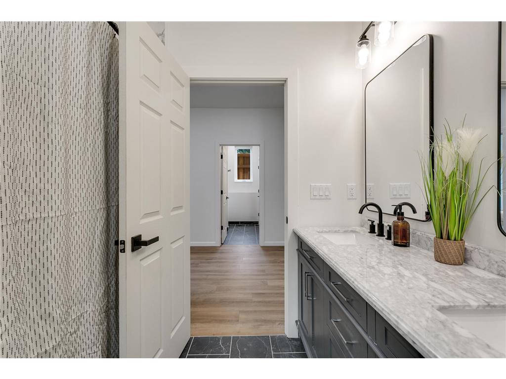 3310 Lyndale Avenue S Minneapolis MN 55408 7049127 image34