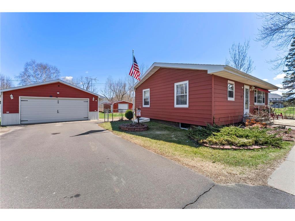 33103 Flanders Street NE Cambridge MN 55008 7058465 image1