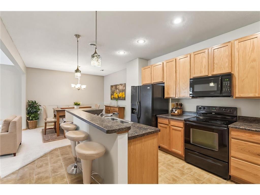 3311 Hazel Trail #H Woodbury MN 55129 7068361 image1