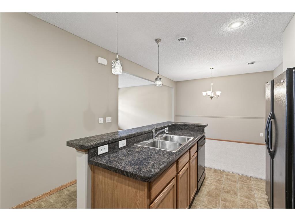 3311 Hazel Trail #H Woodbury MN 55129 7068361 image16