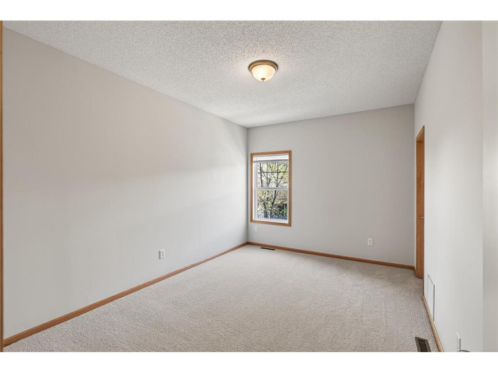 3311 Hazel Trail #H Woodbury MN 55129 7068361 image22