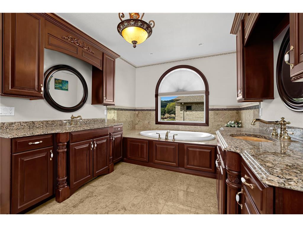 3312 Augusta Lane Onalaska WI 54650 7016276 image31