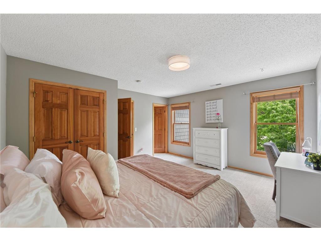 3312 Crestmoor Bay Woodbury MN 55125 7047322 image40