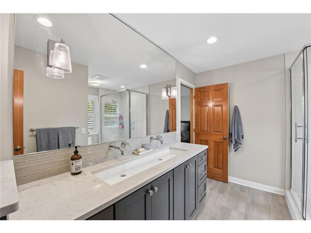 3312 Crestmoor Bay Woodbury MN 55125 7047322 image44