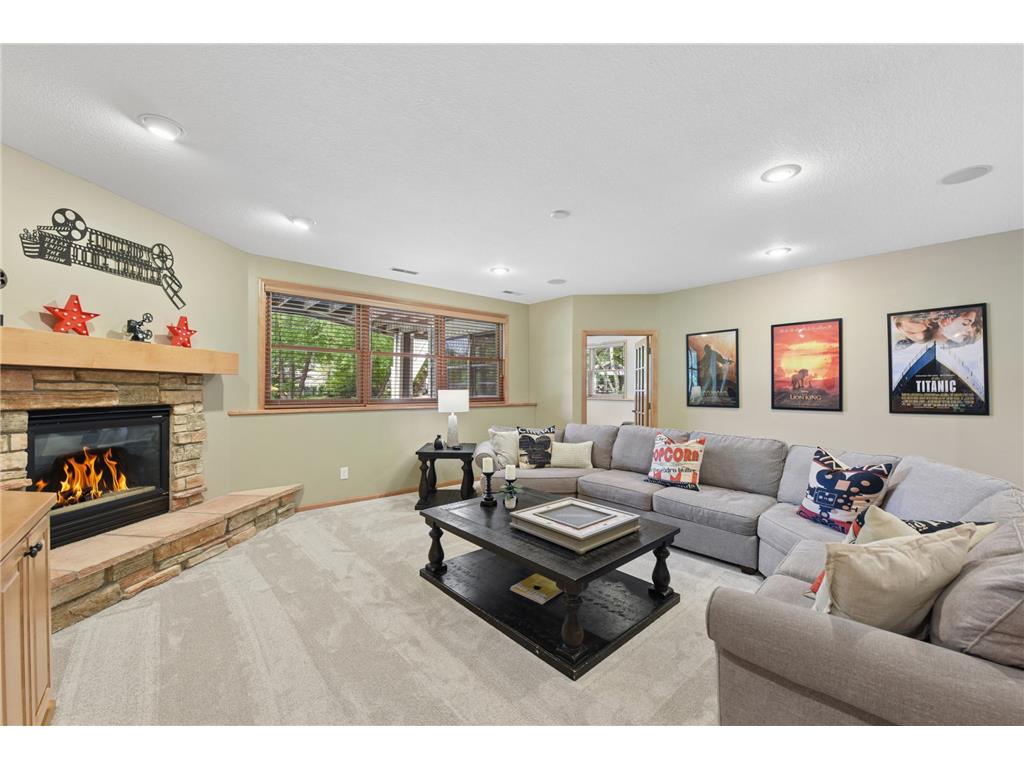 3312 Crestmoor Bay Woodbury MN 55125 7047322 image52