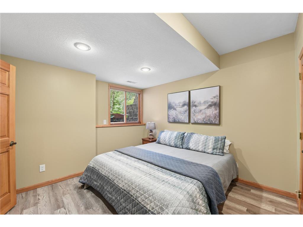 3312 Crestmoor Bay Woodbury MN 55125 7047322 image55