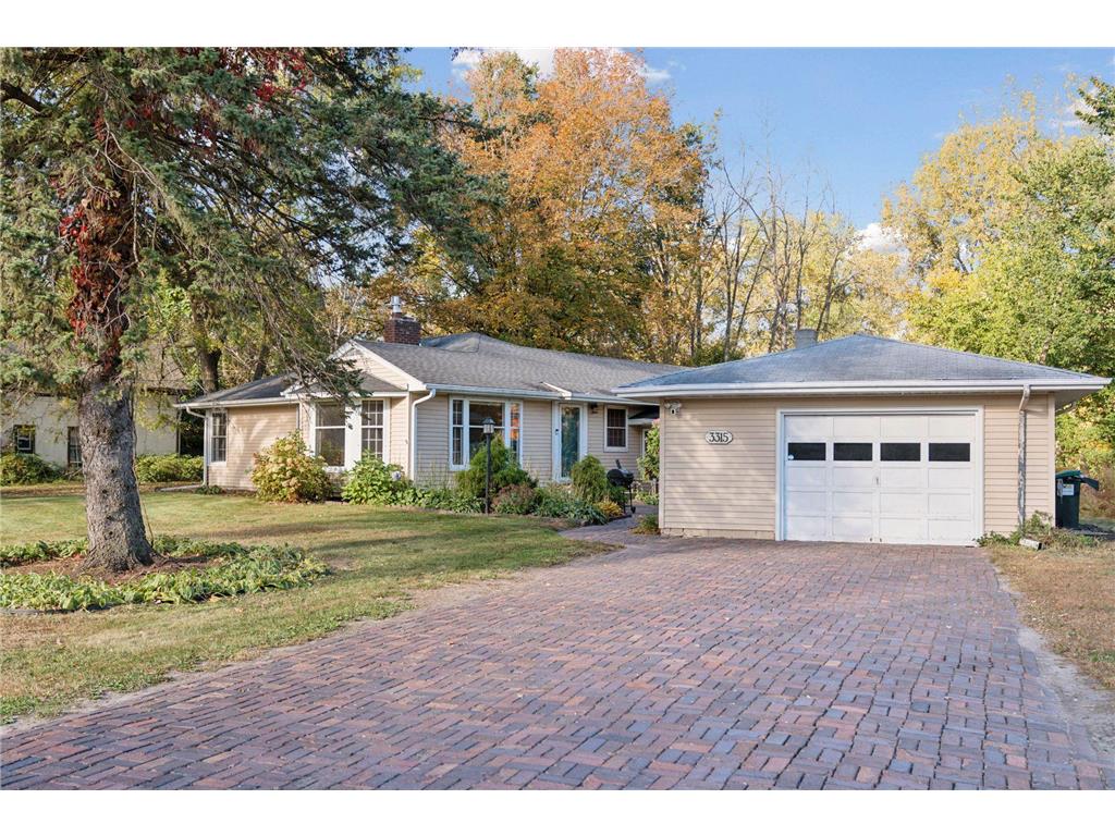3315 Centerville Road Vadnais Heights MN 55127 - East Vadnais 6610770 image1
