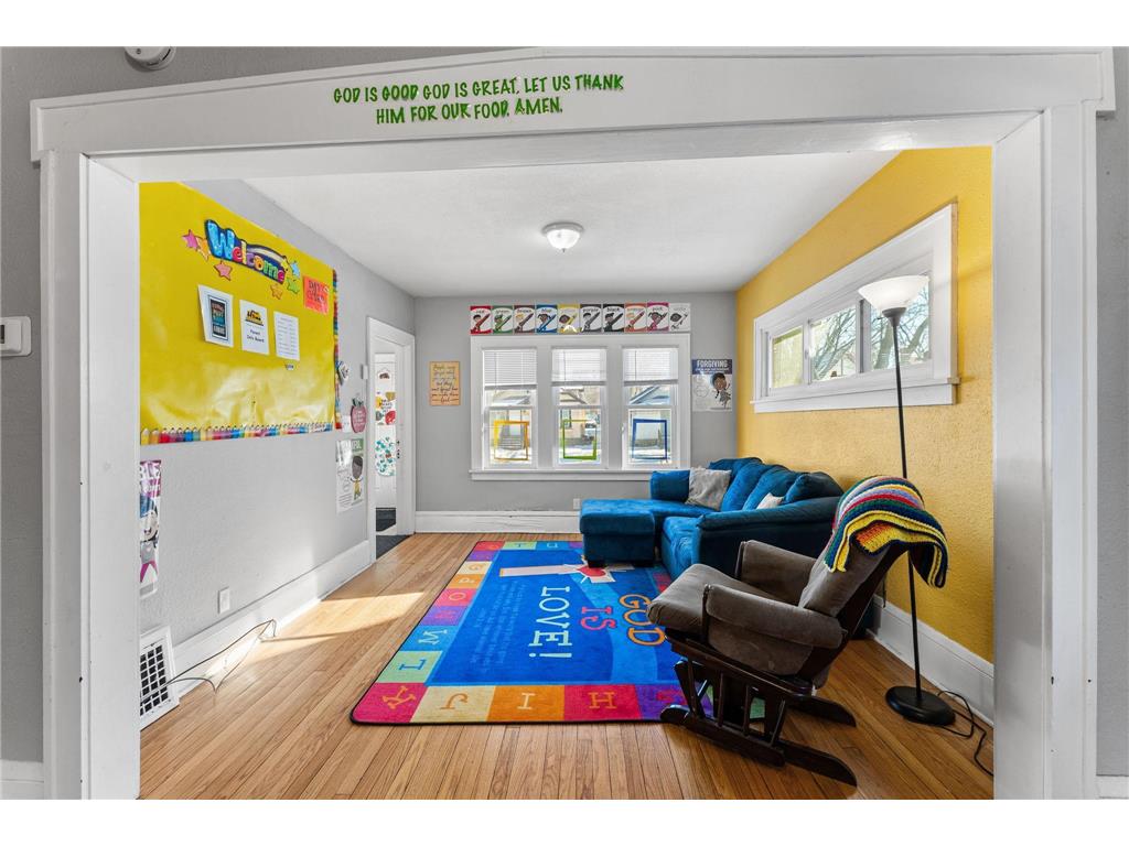 3315 Newton Avenue N Minneapolis MN 55412 7011586 image17