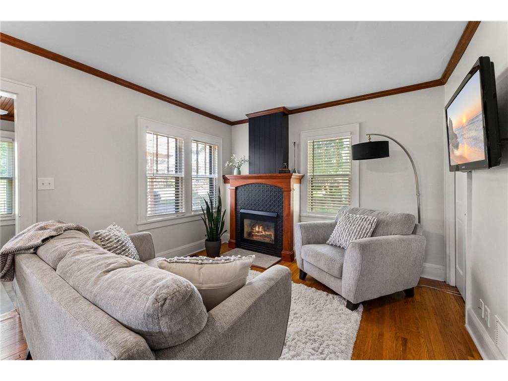 3317 Lake Shore Boulevard Minnetonka MN 55391 6614565 image1