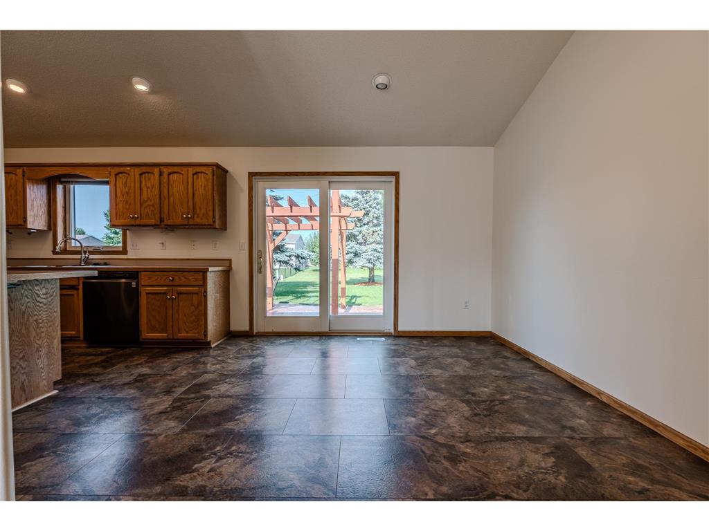 3317 Westmoor Drive Moorhead MN 56560 7104265 image20
