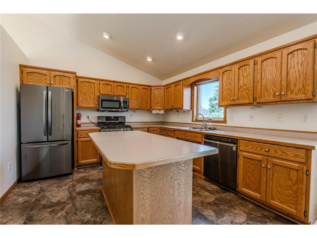 3317 Westmoor Drive Moorhead MN 56560 7104265 image24