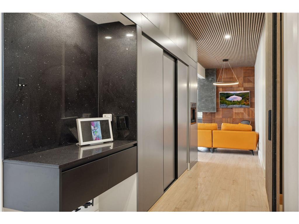 3318 W Owasso Boulevard Shoreview MN 55126 - Owasso 6747996 image23