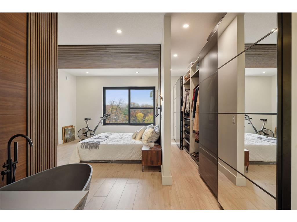 3318 W Owasso Boulevard Shoreview MN 55126 - Owasso 6747996 image32