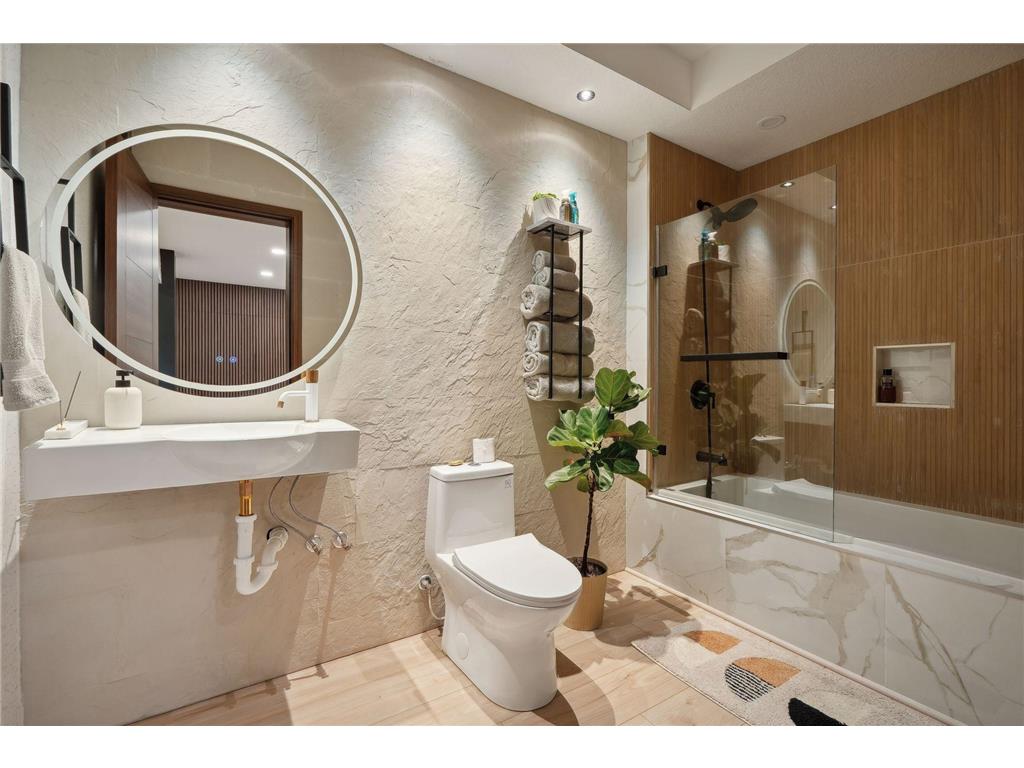 3318 W Owasso Boulevard Shoreview MN 55126 - Owasso 6747996 image53