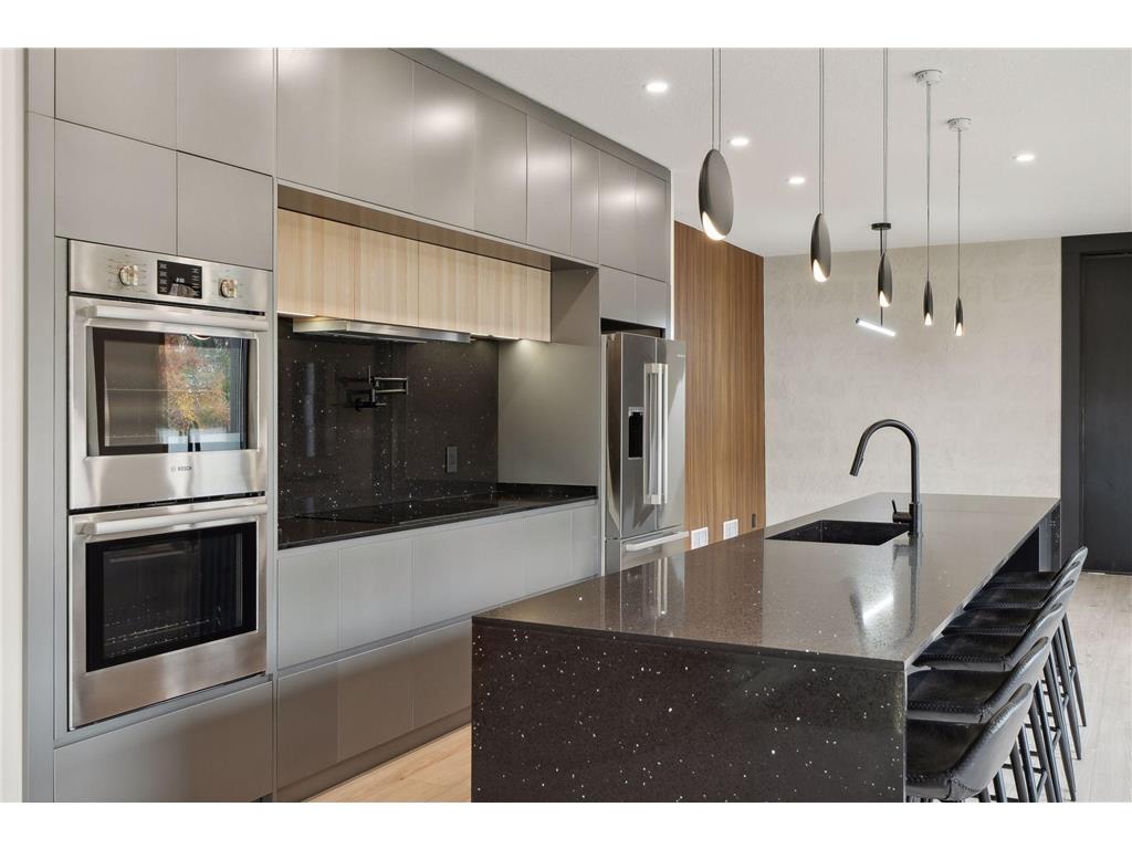 3318 W Owasso Boulevard Shoreview MN 55126 - Owasso 6747996 image6